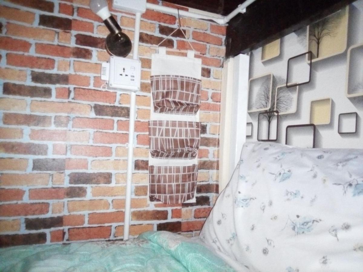 Ban Kru Ae Mixed Dorm Bed and Breakfast Μπανγκόκ Εξωτερικό φωτογραφία