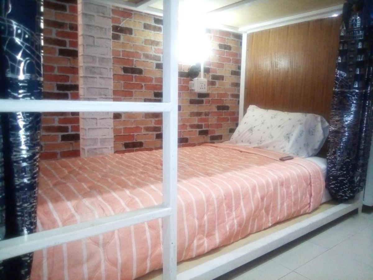 Ban Kru Ae Mixed Dorm Bed and Breakfast Μπανγκόκ Εξωτερικό φωτογραφία